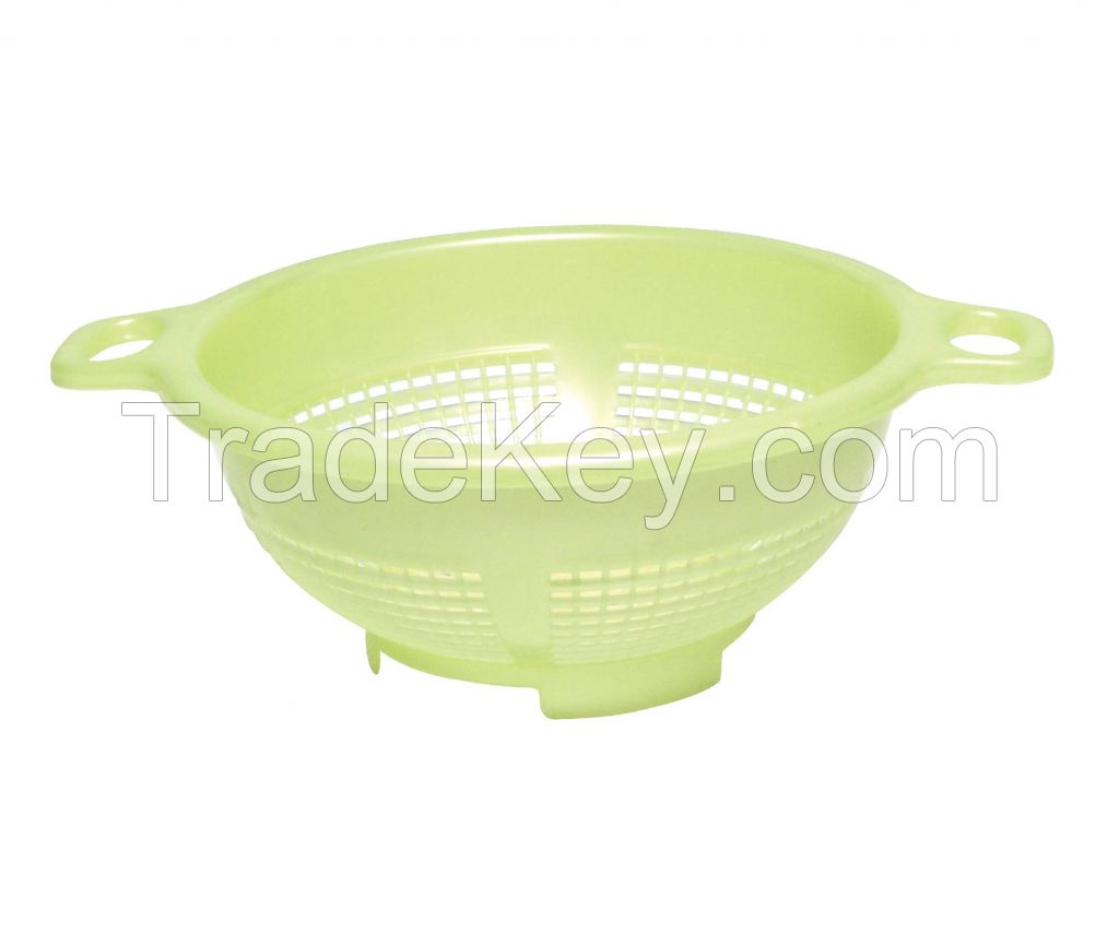 Diverse Styles with useful plastic baskets for storing J0421 Small Round Basket