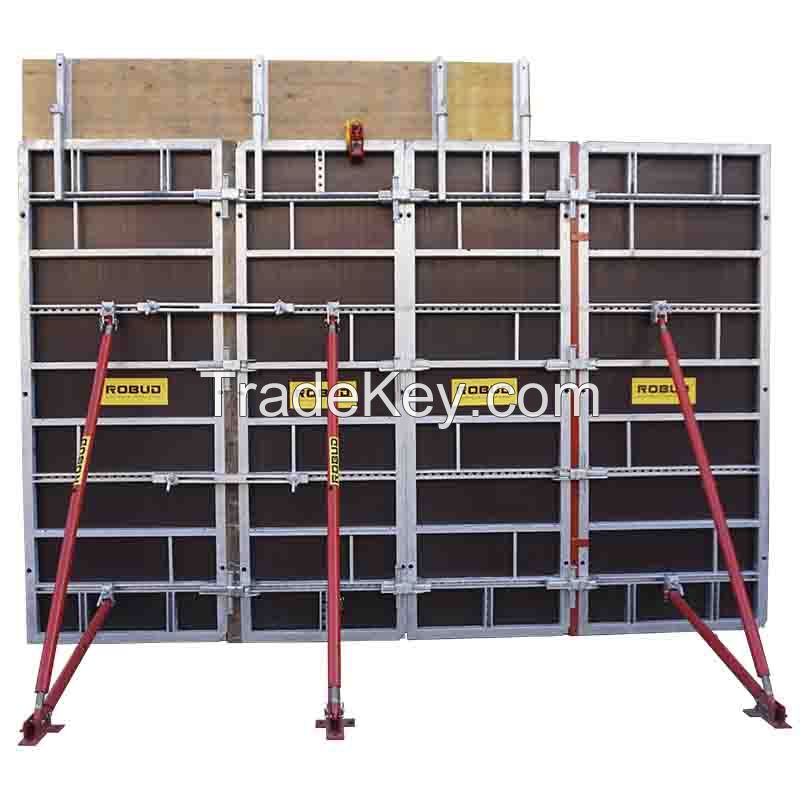 Formwork panels with CORROSION PROTECTION BY HOT-DIP GALVANIZING