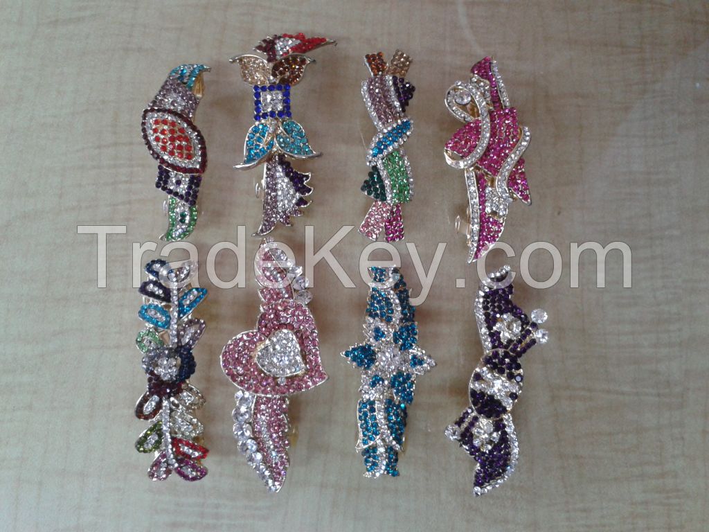 Hair clip and Neck jewellery 