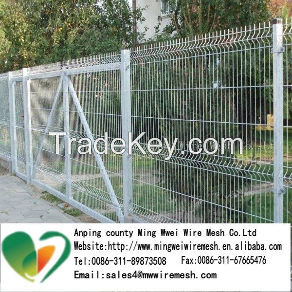 Best Quality Curvy Welded Wire Mesh Fence