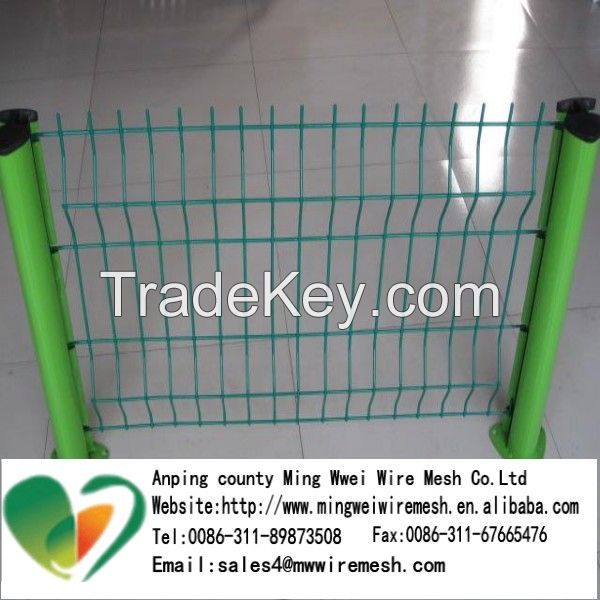 Best Quality Curvy Welded Wire Mesh Fence