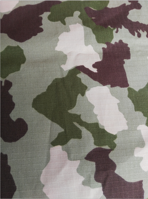 Military Polyester& Cotton blending Rip stop Camouflage Fabric