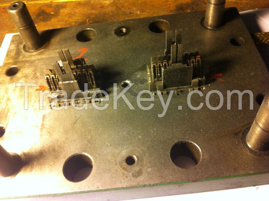 plastic conector mold