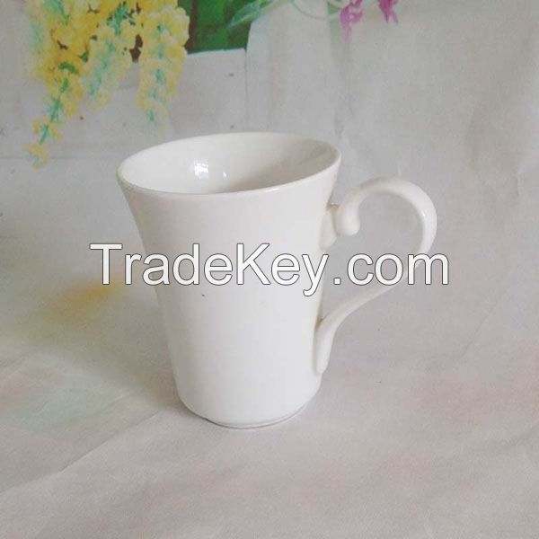 White Mug With Creative Handles