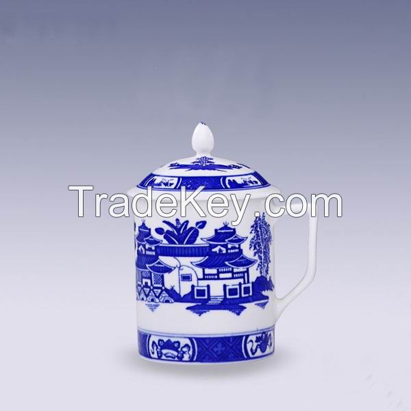 China Blue Willow Mug With Lid