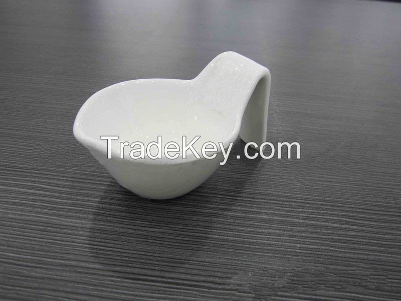 Sauce Dish with A Handle