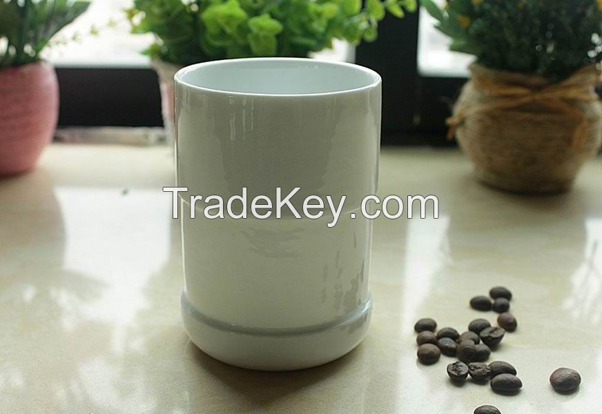 Handleless Cylinder Shaped Mug