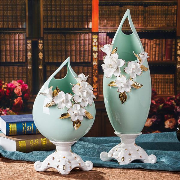 Handmade Porcelain Vase Set on Foot