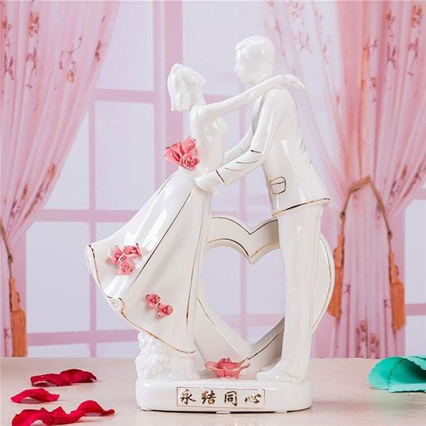 Romance Couple Porcelain Figurines for Weddings