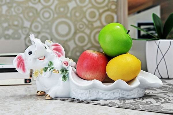 Cartoon Baby Elephant Porcelain Figurines and Fruit Plates
