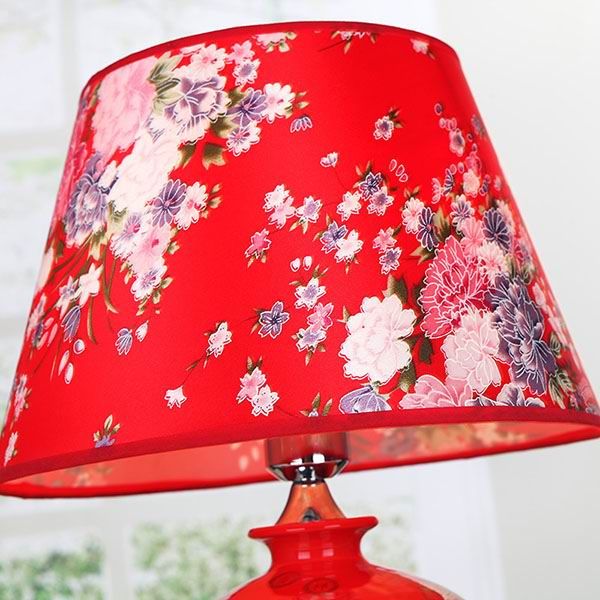 Chinese Red Porcelain Lamp for Weddings