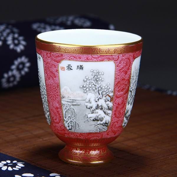 High Quality Handmade Carmine Red Glaze Handwarmer Porcelain Mug On Foot Painted Snow Scene