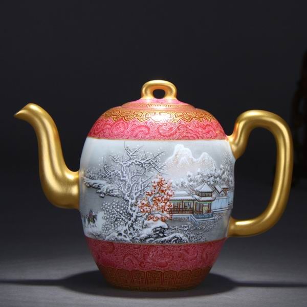 High Quality Handmade Carmine Red Glaze Famille Rose Teapot Painted Snow Scene