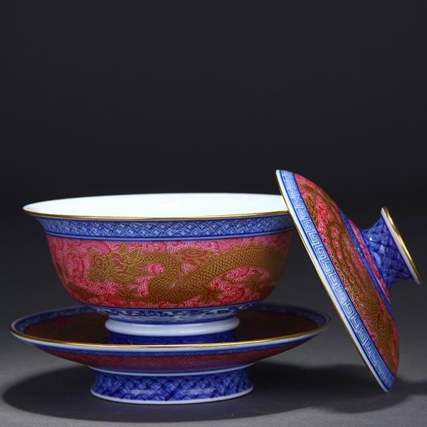 High Quality Handmade Carmine Red Glaze Blue and White Dragon and Phoenix Bringing Prosperity Porcelain Soup Tureen