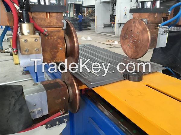 Lateral seamless Welding Machines for Transformer Radiator Production