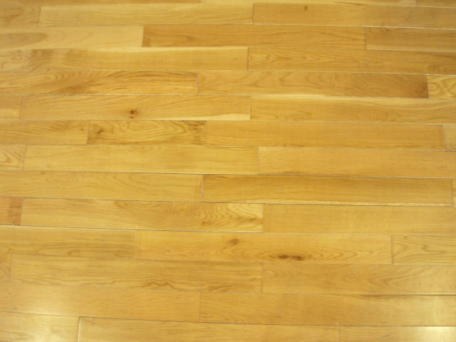 OAK Hardwood flooring/Engineered Flooring