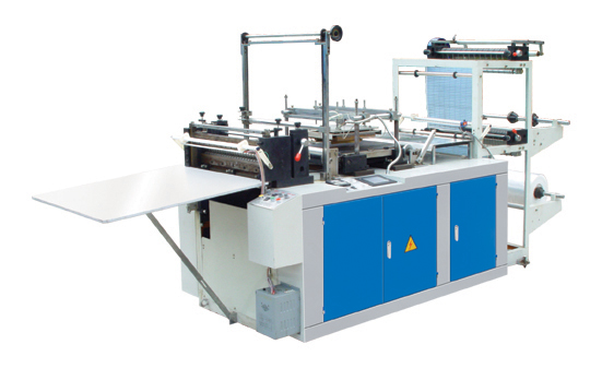 Disposable plastic golve making machine