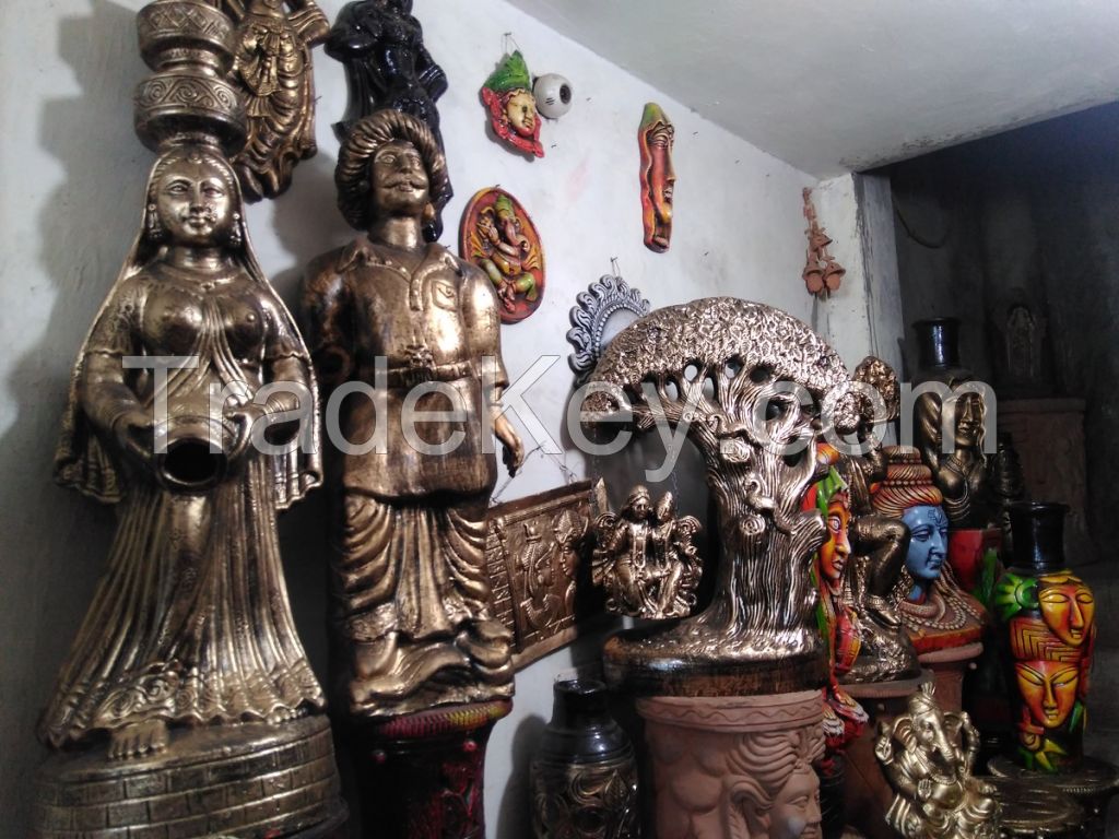 Terracotta sculptures, pots, vases, decorative items