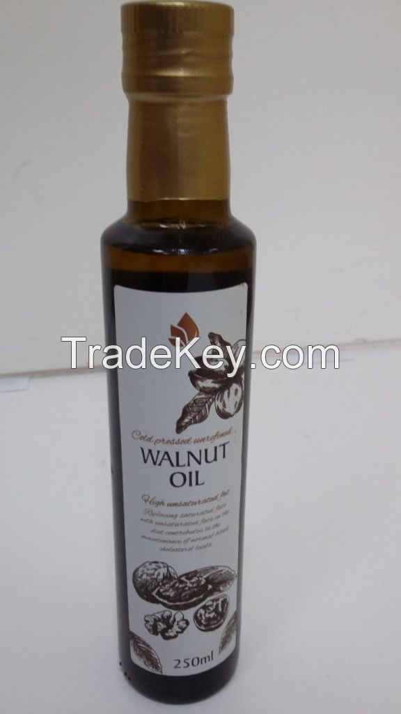 Walnut oil, cold pressed