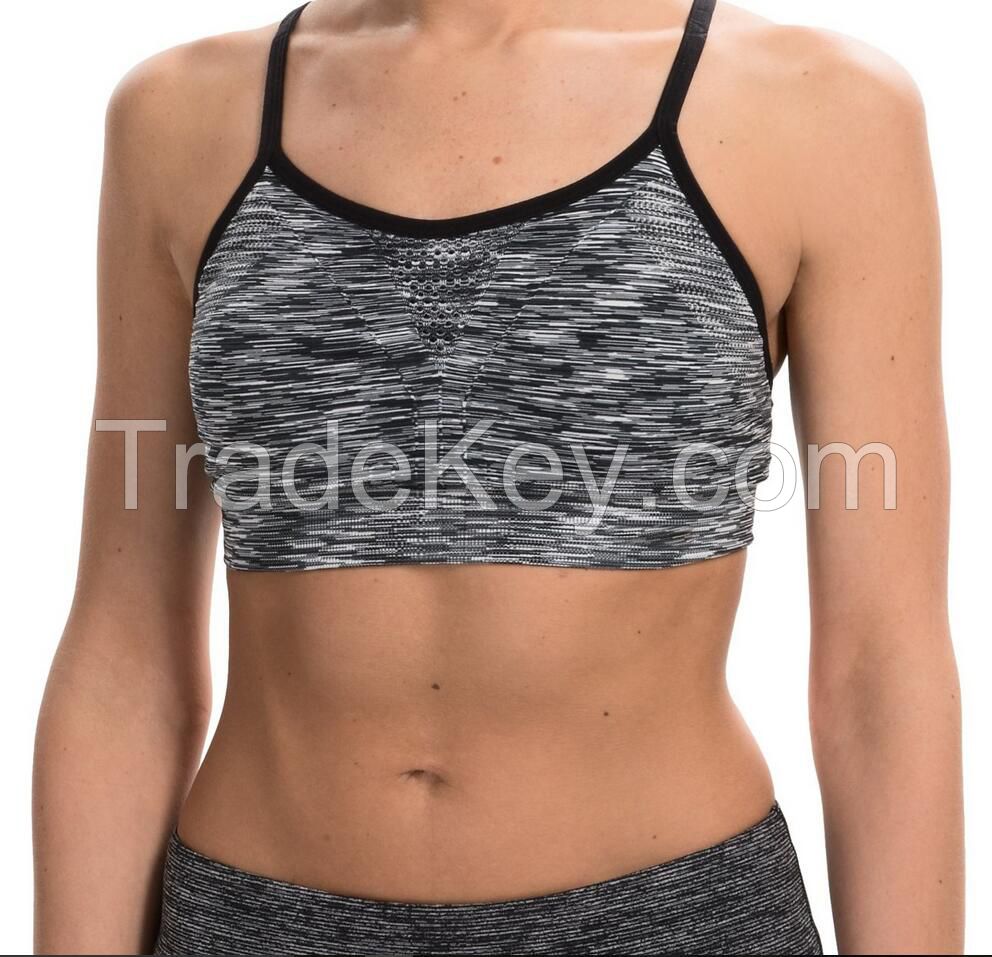 Women's reversible space dye seamless racerback sports bra with removable padding