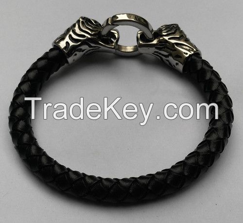 Stainless steel bracelet with leather