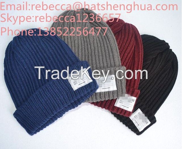 wholesale customer knitted beanie  with woven label