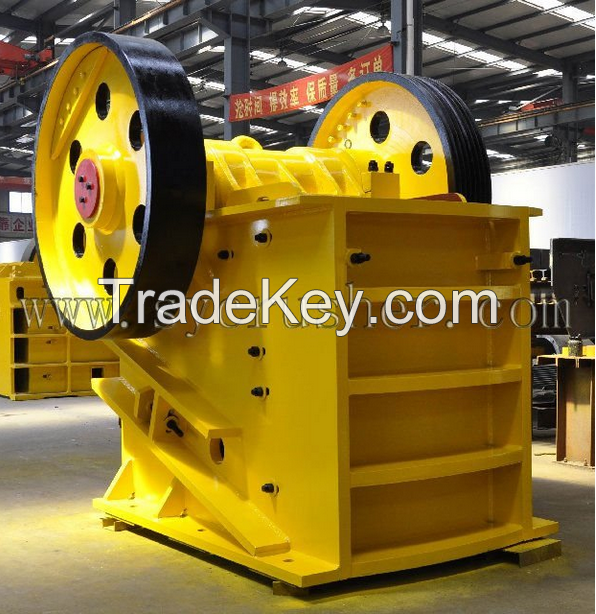 High capacity jaw crusher