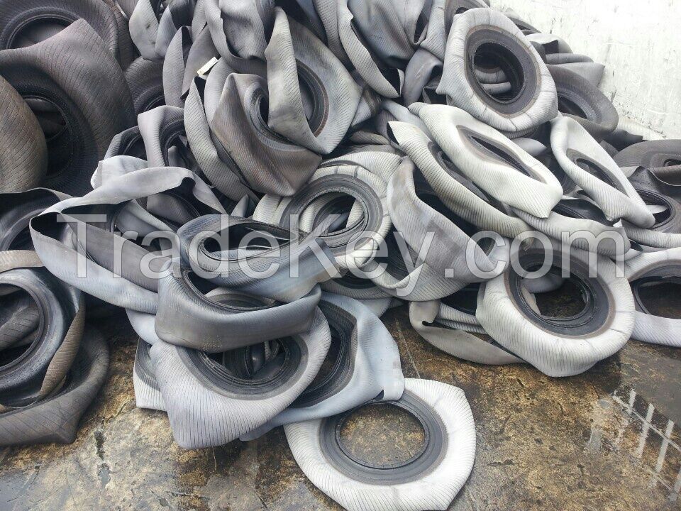 Butyl rubber tire bladders