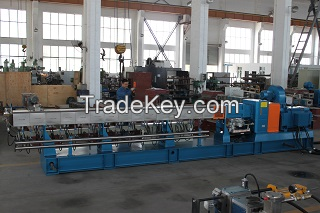 Factory supply high torque dobule screw extruder pallet making machine for sale