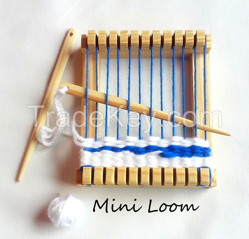 Mini travel weaving loom kit Lot of 200