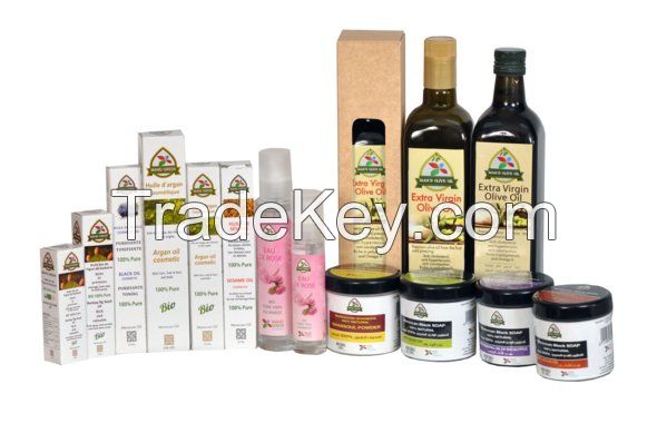 Vegetable Oils 100% Organic.  Flower Hydrolats. Extra Virgin Olive Oil, Clay And Black Soap