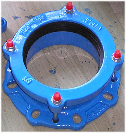 Flange adaptor