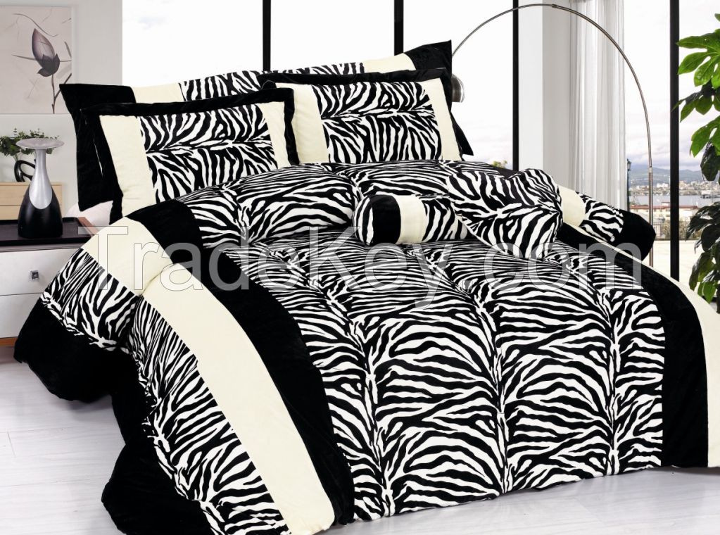 Animal design short velvet comforter set