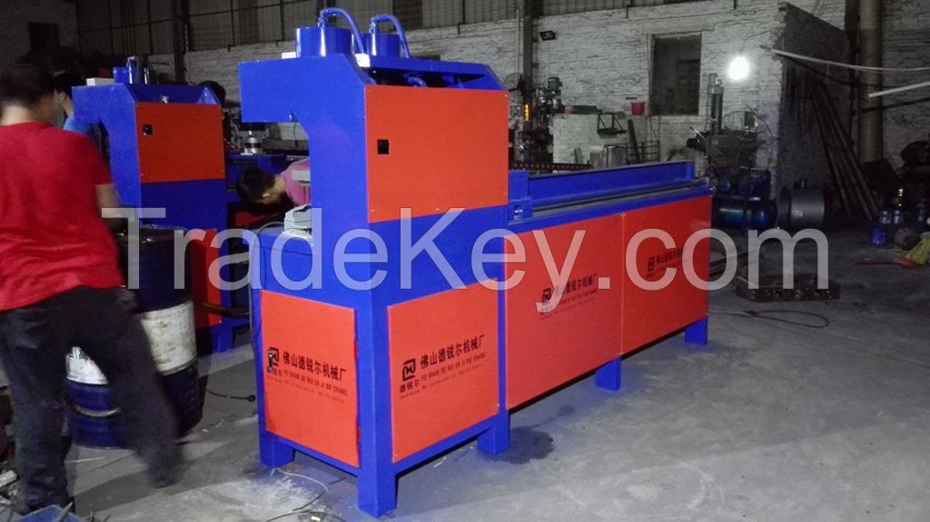 CNC Hydraulic Punching Machine