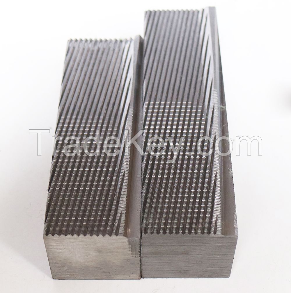 FLAT THREAD ROLLING DIE FOR SELF SCREW