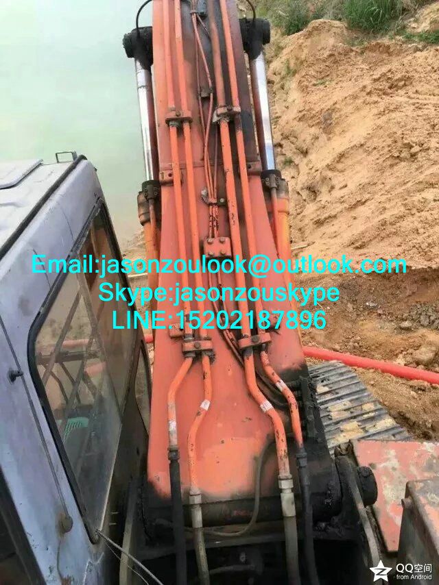 Supply Used Hitachi Ex200-2 Crawler Excavator