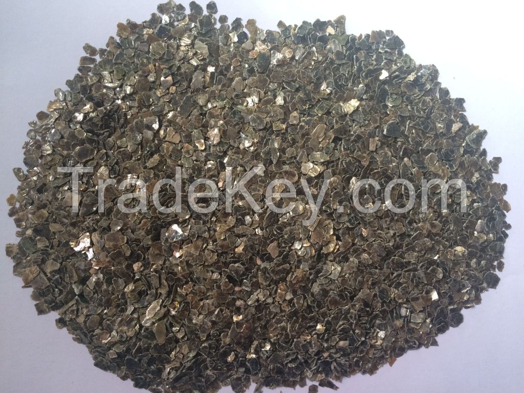 Raw Vermiculite For Insulation In Steelworks And Foundries, Fire Protection, Packing Materails Etc