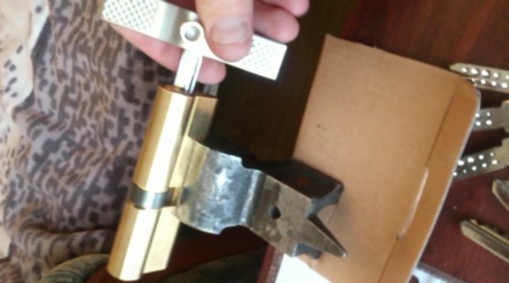 Impression set of Kalle Kilit 257 , Apecs 14 pin , Laser, China, English, Finnish locks !