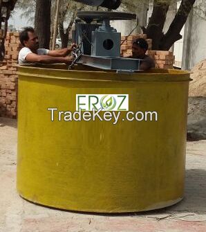 Centrifugal washing tank