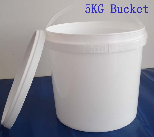 Supplying plastic buckets