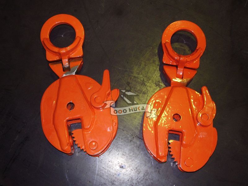 Vertical plate lifting clamp