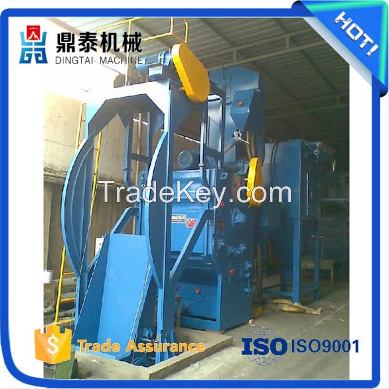 Automatically loading and unloading crawler belt shot blasting machine