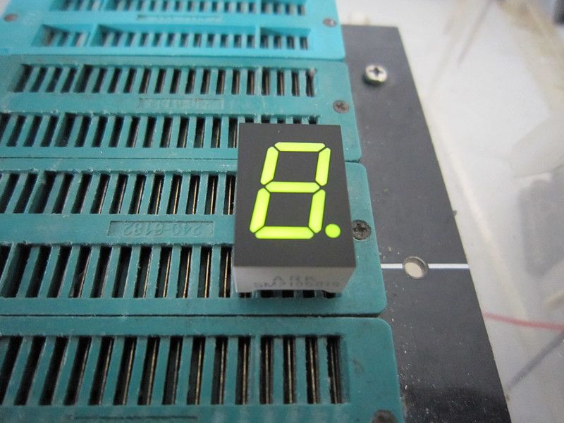 1.5 Inch Single Digit Numeric LED Displays with 7 Segment