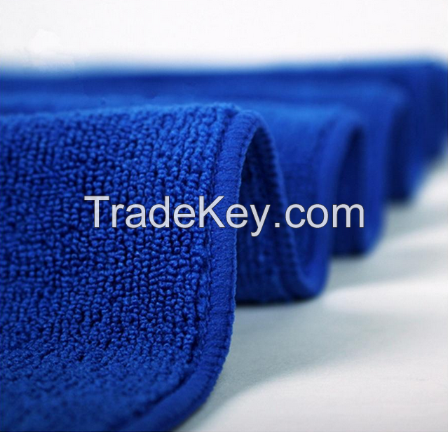 Micro Fiber Sports towel with zipper pocket
