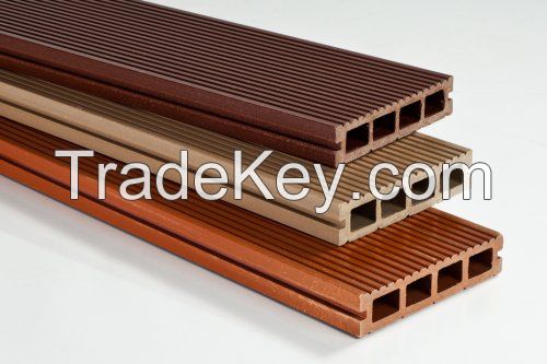 wood-plastic composite decking