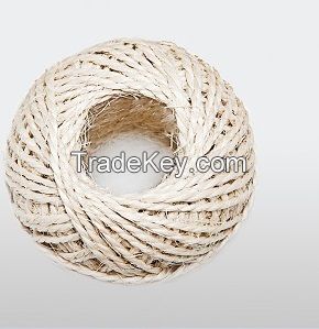 Wellington Cordage 11345 1/4-Inch X 100-Feet Natural Fiber Twisted Sisal Strand Rope / Twine								