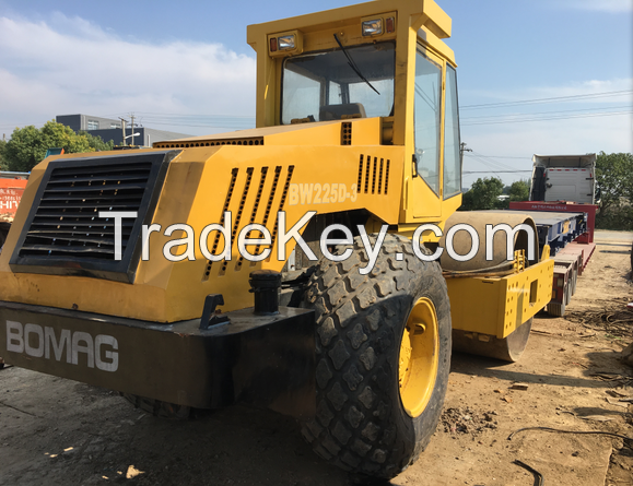 Used Bomag BW225D-3 Road Roller