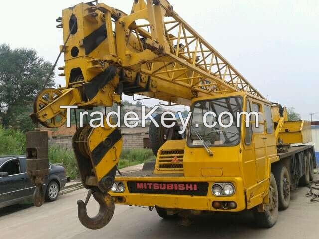 Used TADANO TL-300E 30tons Crane