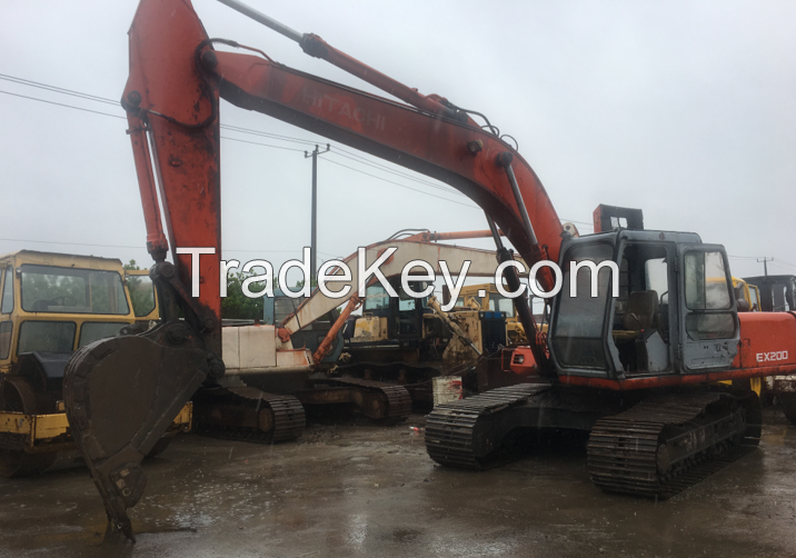 1Used Hitachi EX200-1 Excavator