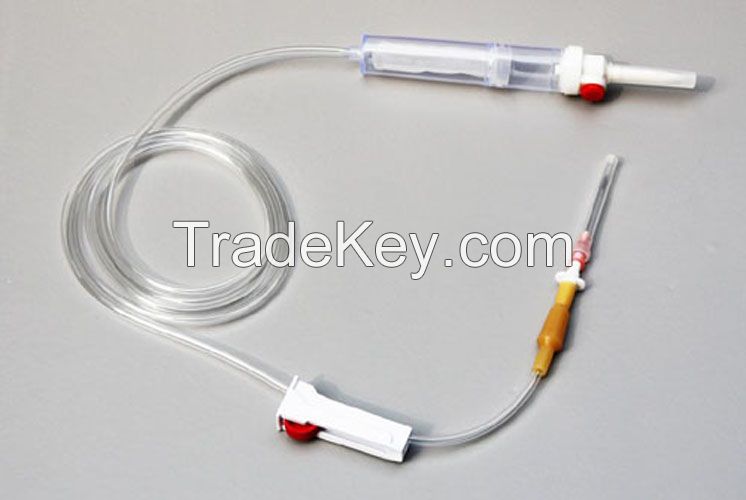 Disposable blood transfusion apparatus with needle, in PE bag